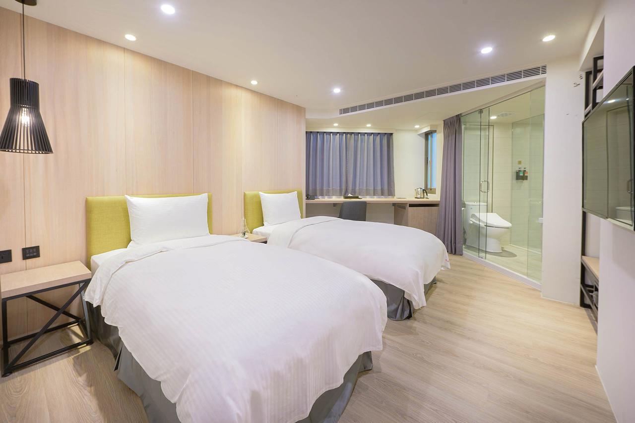 Green Hotel - West District Taichung Exterior photo
